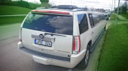 Baltas Cadillac Escalade Vestuvėms