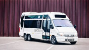 Baltas Party Bus vestuvėms